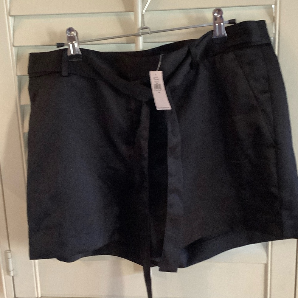 Banana Republic Black High-Waist Women’s Shorts